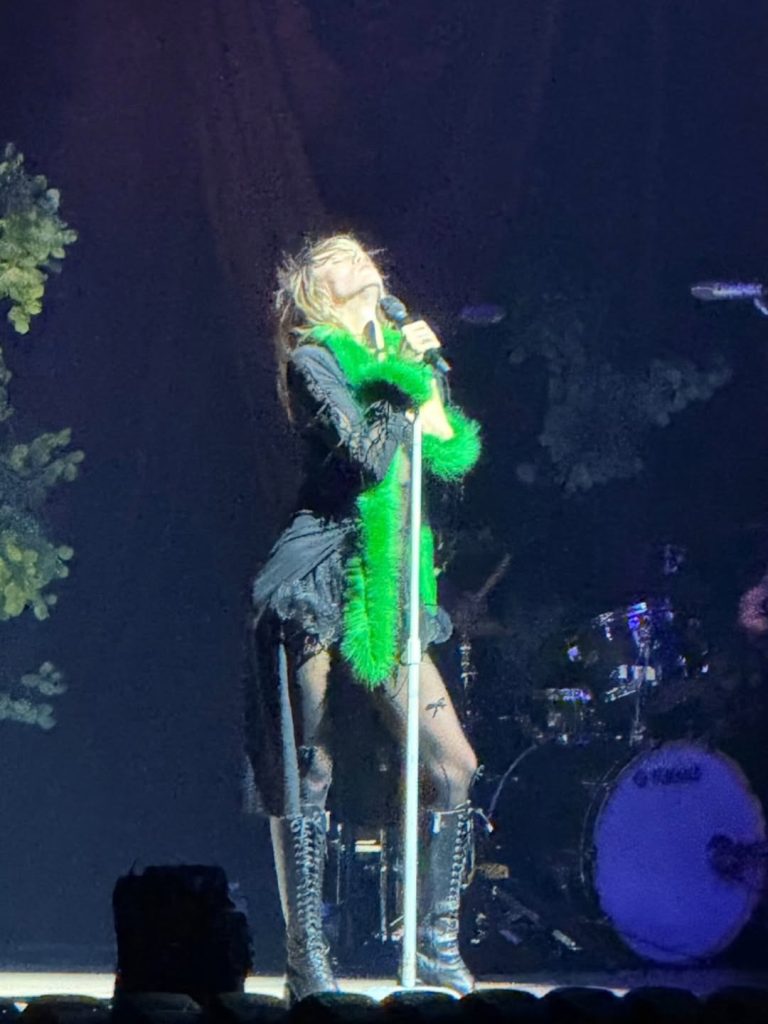 Suki Waterhouse – United Center, Chicago (10 octobre)