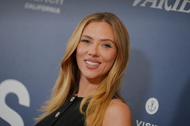 scarlett johanssontopless